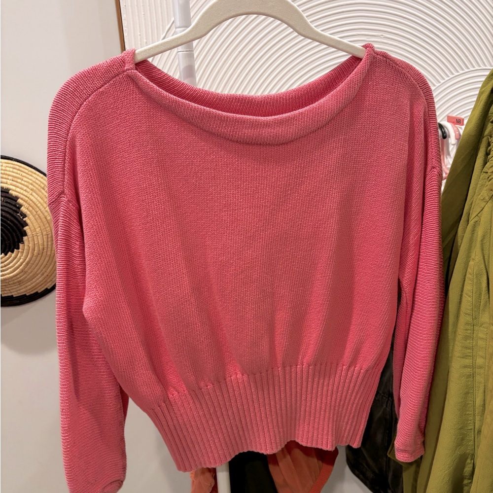 Knitted and knotted sweater by anthropology.  Excellent used condition
